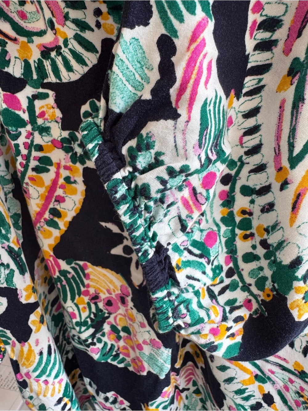 Crown & Ivy Women's Multicolor Printed V-Neck Blouse XL - Picture 4 of 6